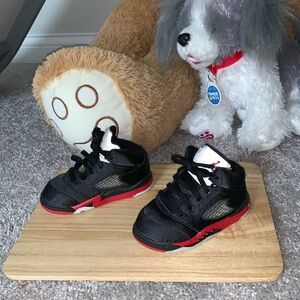 Black / Red Jordan Satin size 7c